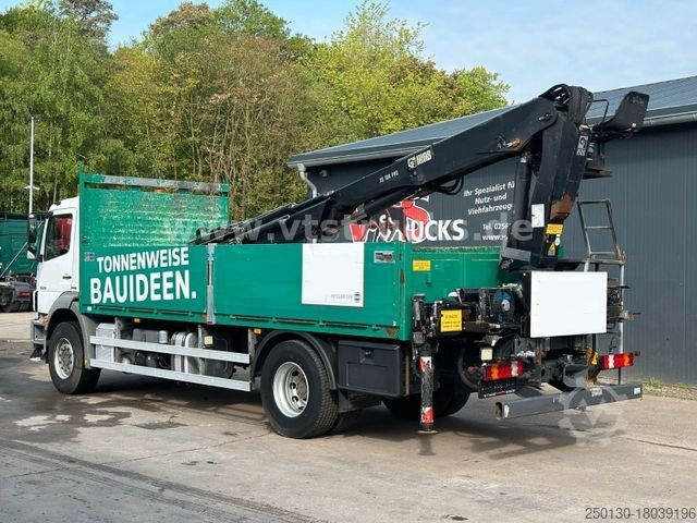 LKW mit Pritsche (offen) MERCEDES-BENZ Axor 1929 4x2 Pritsche + HIAB Ladekran