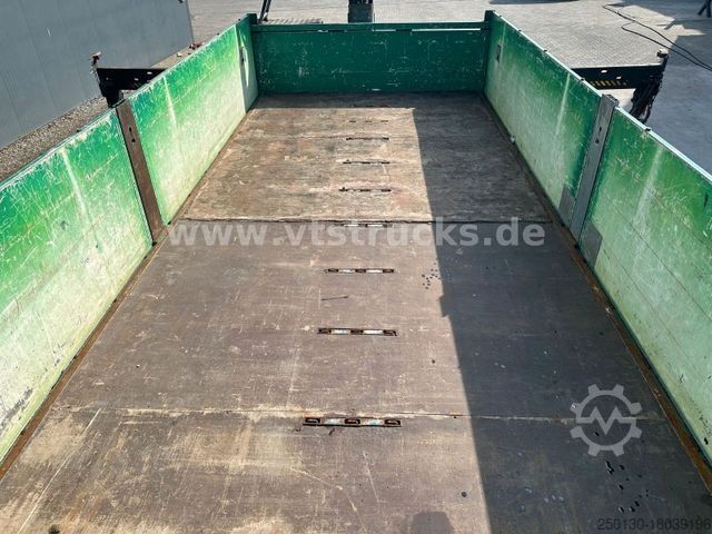 LKW mit Pritsche (offen) MERCEDES-BENZ Axor 1929 4x2 Pritsche + HIAB Ladekran