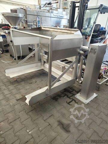 Side hydraulic tipper  