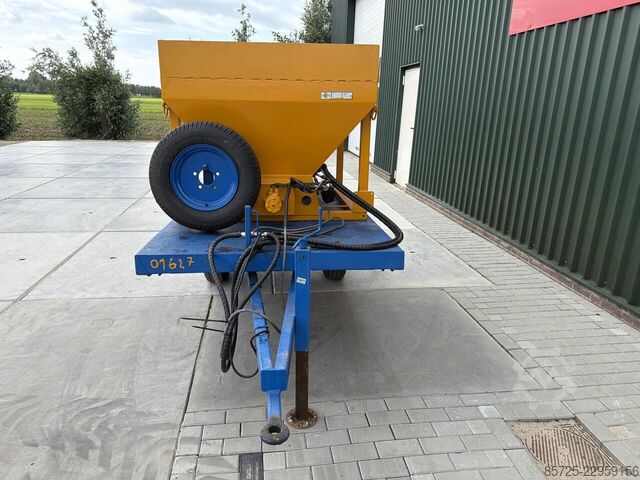Spreader  