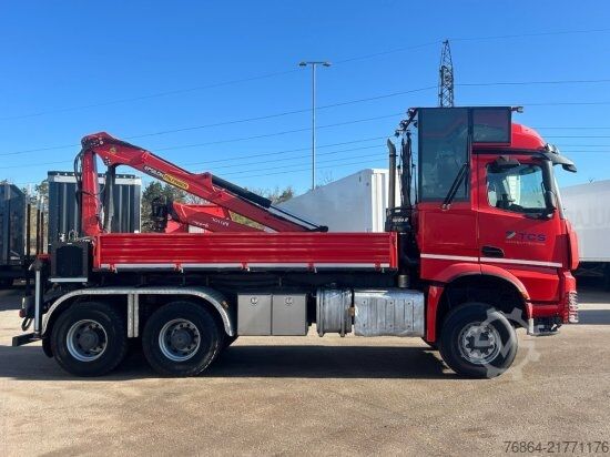Flatbed truck MERCEDES-BENZ AROCS 3552 ZUR HACKMASCHINENBESCHICKUNG,  EPSILON M100L86