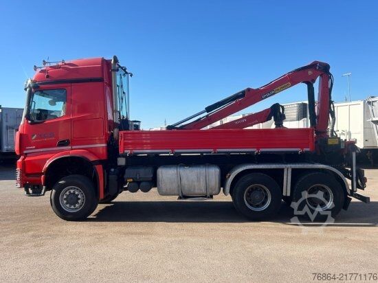 Flatbed truck MERCEDES-BENZ AROCS 3552 ZUR HACKMASCHINENBESCHICKUNG, EPSILON M100L86