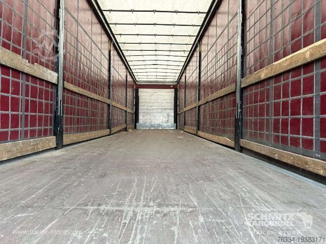 Open semitrailer with tarp Schmitz Cargobull Semitrailer Curtainsider Standard Hayon