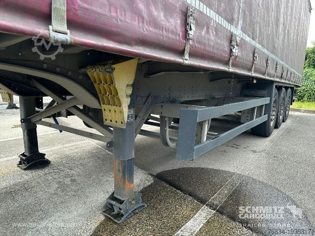 Open semitrailer with tarp Schmitz Cargobull Semitrailer Curtainsider Standard Hayon