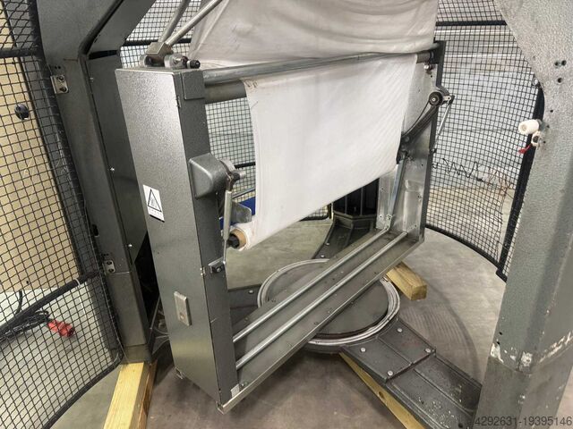 Knitting machine Mayer & Cie. MV4-3.2 rondbreimachine