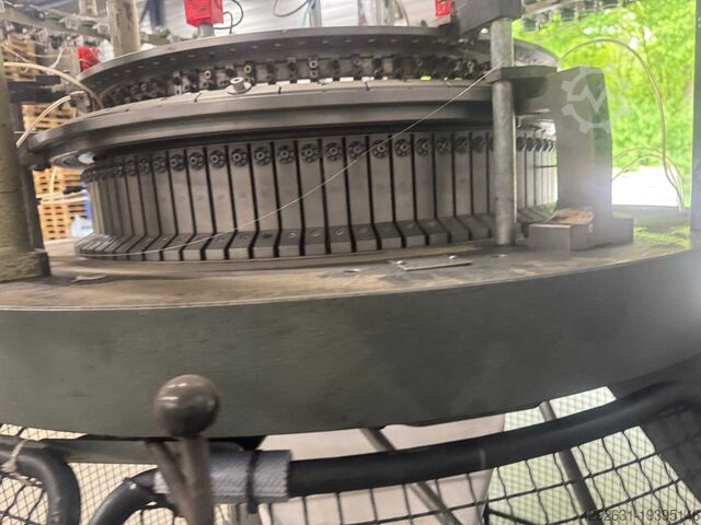 Knitting machine Mayer & Cie. MV4-3.2 rondbreimachine