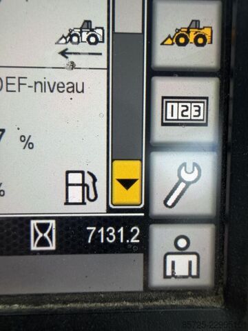 Caterpillar 938M Caterpillar 938M