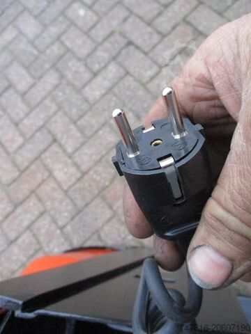 Pallet truck TOYOTA LWE 140