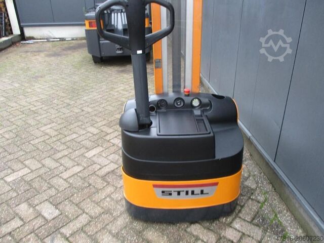 High lifting pallet truck STILL EGV12