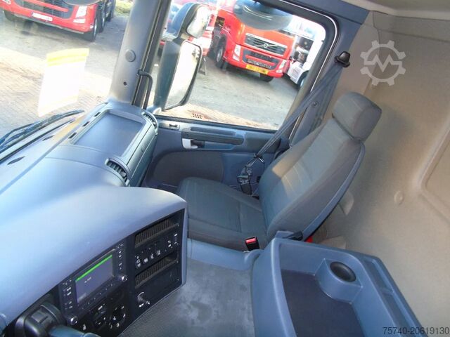 Sliding tarpaulin Scania P 370 + LIFT + EURO 6 + 19T