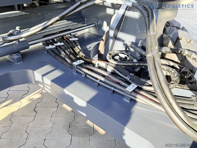 4-way forklift Combilift C5000XL GAS DUPLEX 6000MM FREE LIFT