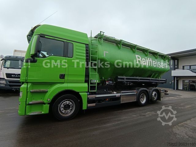 Vacuum tank truck MAN TGX 26.500 / Auto+Ret / Silo 30 Kubik