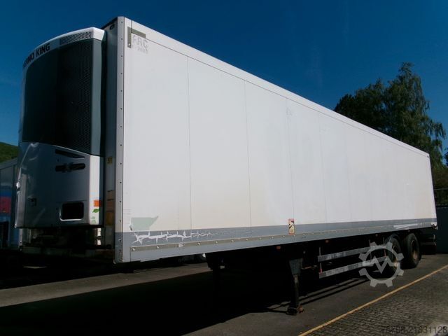 Reefer semitrailer SCHMITZ CARGOBULL Sattelauflieger Kühlkoffer