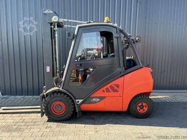 LPG Forklifts Linde H30T-02