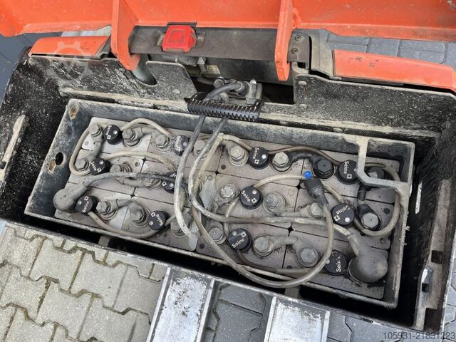 Niederhubwagen BT LWE200