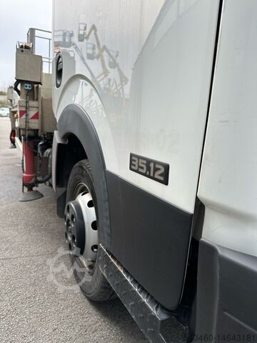 Multitel MT 162 (EX) on Nissan Cabstar 3.5t truck-mounted riser 