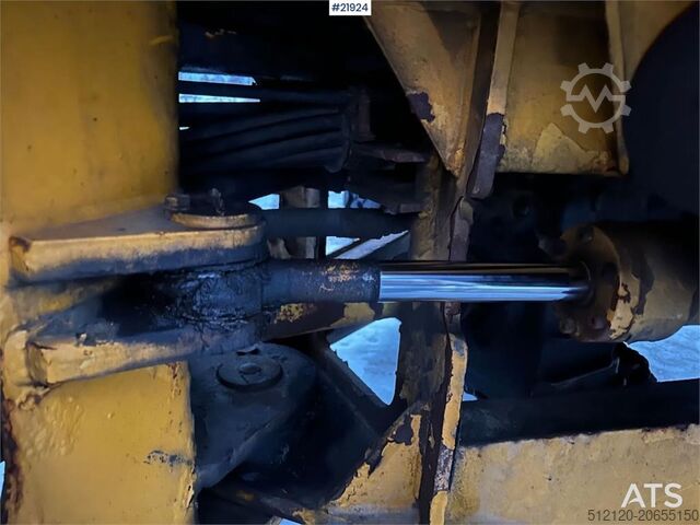 Wheel loader Volvo L70 Wheel Loader with Folding Wing Bucket, Pallet