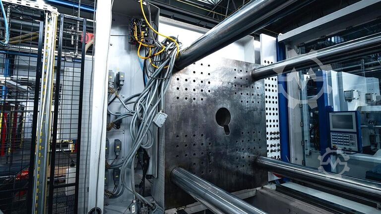 Spritzgießmaschine BATTENFELD TM Xpress 350/2250