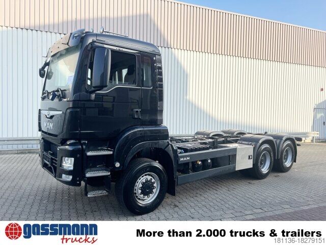 LKW-Fahrgestell MAN TGS 26.500 6X6 BL, Intarder