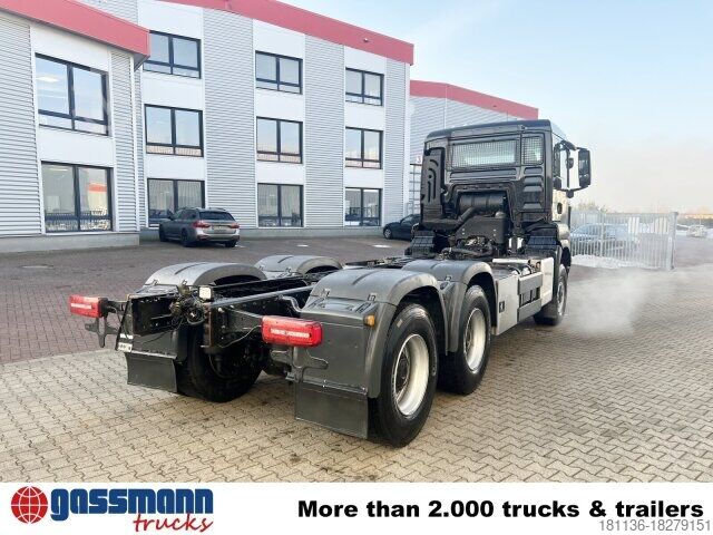 LKW-Fahrgestell MAN TGS 26.500 6X6 BL, Intarder