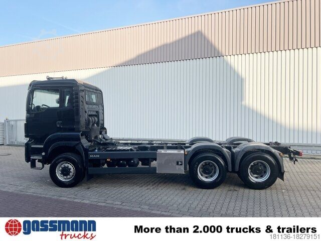 LKW-Fahrgestell MAN TGS 26.500 6X6 BL, Intarder