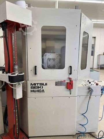 Horizontal machining center Mitsui Seiki HU40A