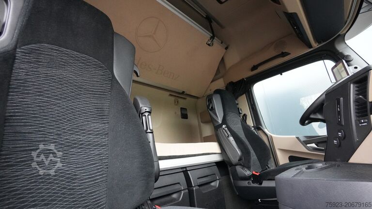 Standard-SZM Mercedes-Benz Actros 1945 GigaSpace tractor unit