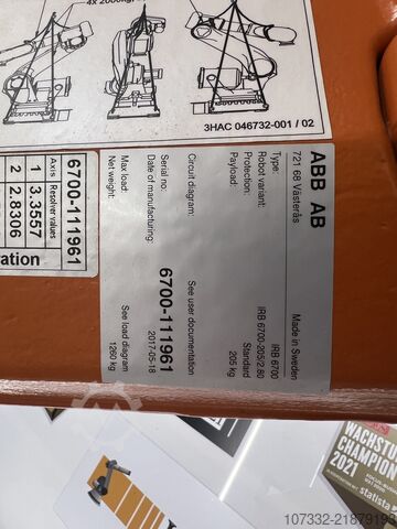 Industrial robot ABB IRB 6700-205/2.80