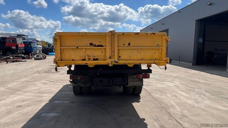 3-way tipper Renault S 170 (10 BOULOTS / POMPE MANUELLE / LAMES / MA...