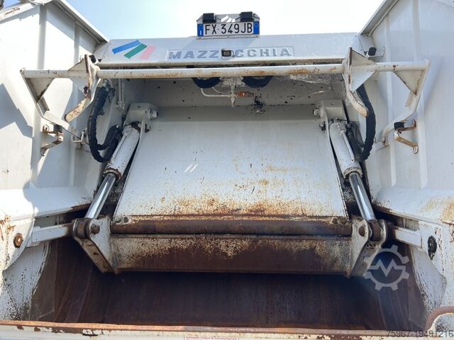 Automatic waste compactor Iveco Stralis 330