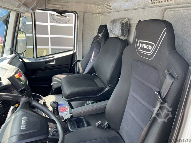 Automatic waste compactor Iveco Stralis 330