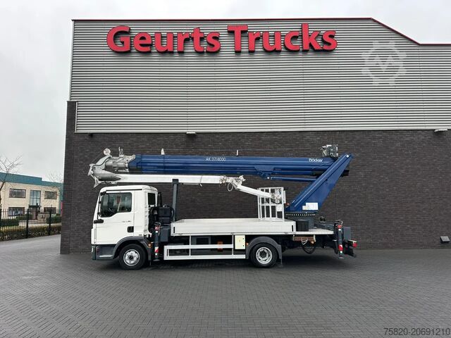 Kranwagen MAN TGL 7.190 4X2 BB BOCKER AK37/4000 + JIB MONTAGE...