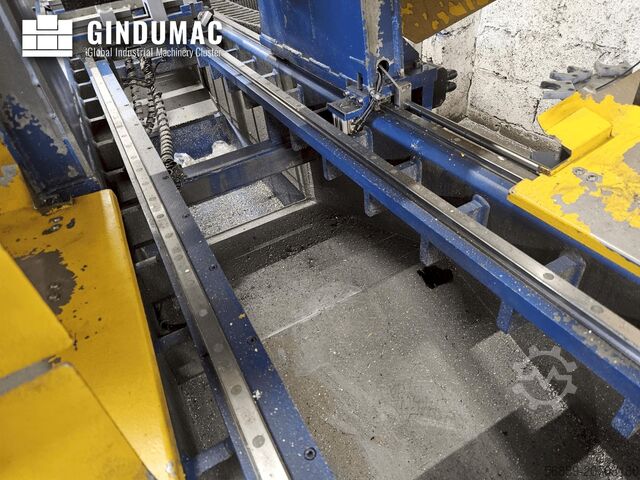 Universal-Bearbeitungszentrum SCHÜCO PBX AL-7200