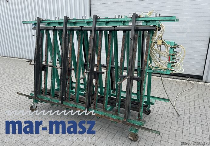 Double-sided trapezoidal pneumatic press TECH-FA 