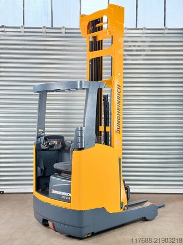 Reach truck Jungheinrich ETV 216 - Service Neu - 9,02m - Batterie 90%