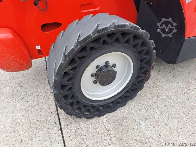 Teleskoplader Manitou MT 1840 - HD Forks