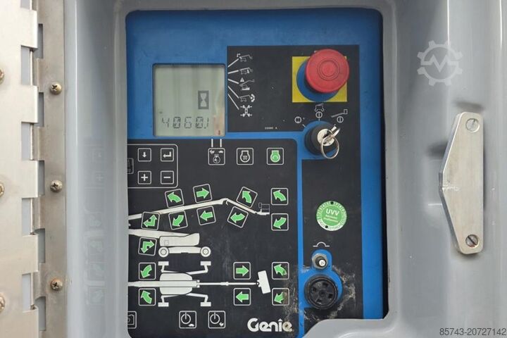 Gelenkteleskoparbeitsbühne Genie ZX135/70 Diesel, 4x4x4 Drive, 43m Lifting Height,