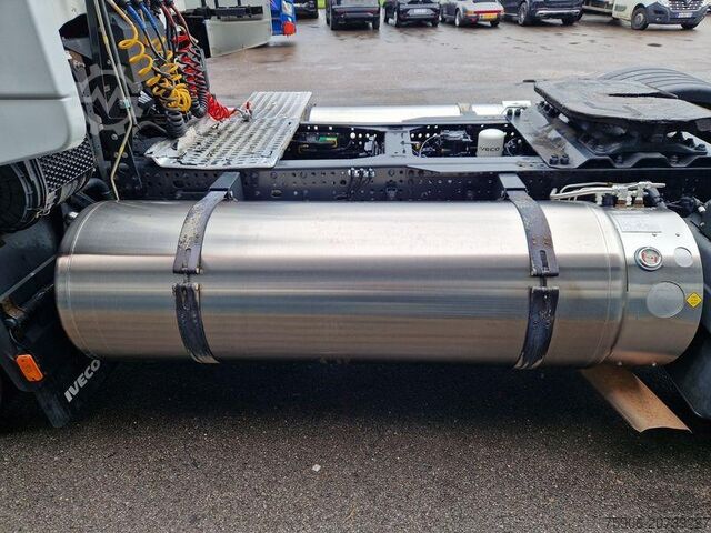 Standard-Zugmaschine Iveco Stralis