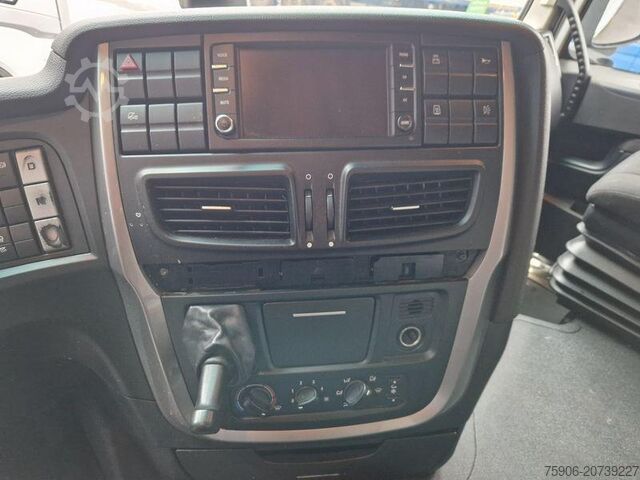 Standard-Zugmaschine Iveco Stralis