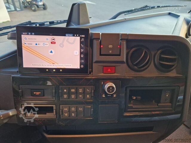 Standard tractor unit Renault T-High