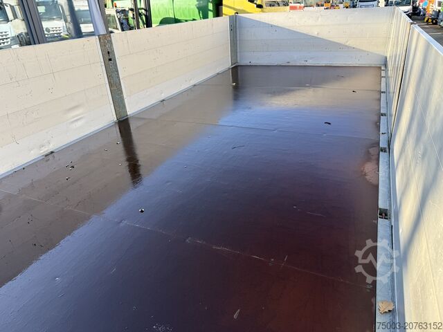 LKW mit Pritsche (offen) Mercedes-Benz Atego 1524 Palfinger 12002 bis 19 Meter