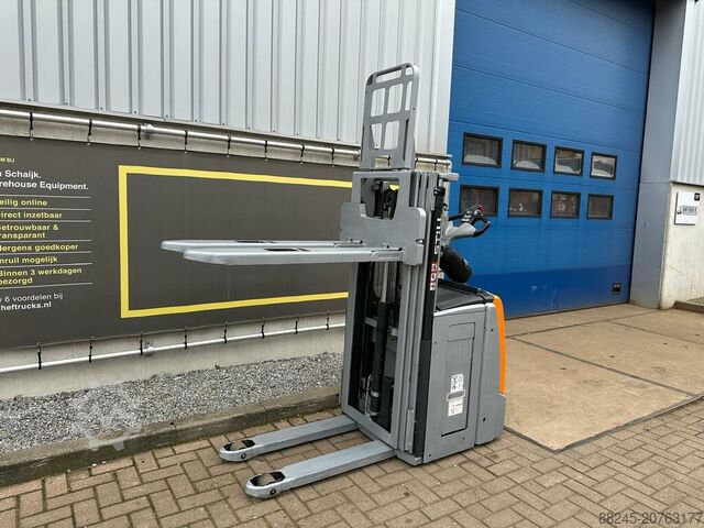 Elektrischer Stapler Still 3516 mm, Baujahr 2022 STILL EXV-SF14