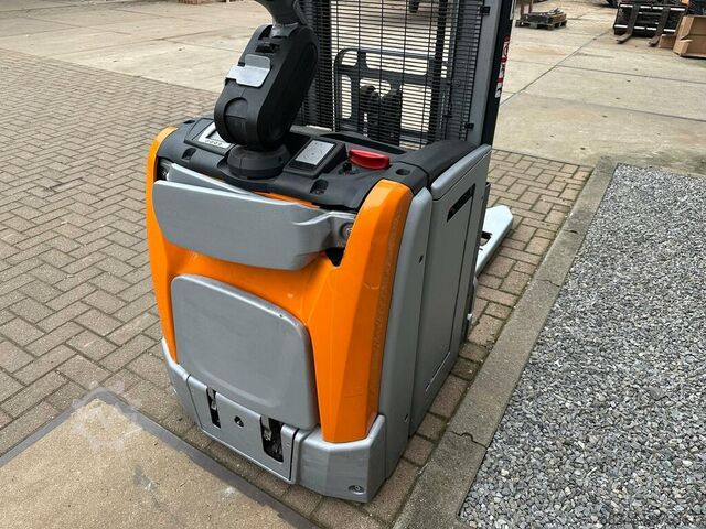 Elektrischer Stapler Still 3516 mm, Baujahr 2022 STILL EXV-SF14