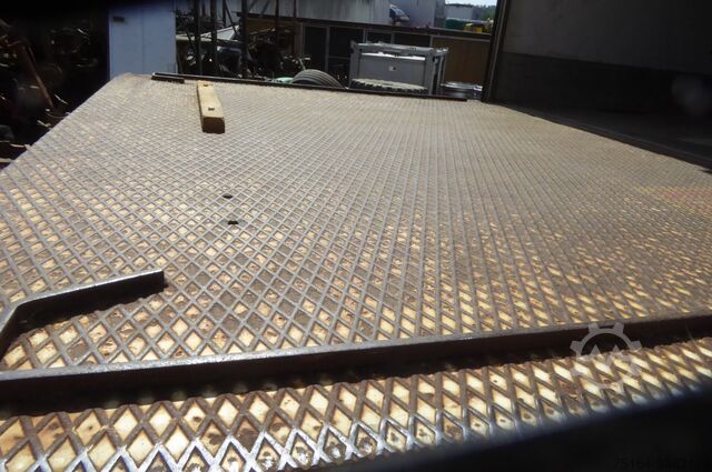 Koffer Netam-Fruehauf ONCRK 30-218 A isoliert