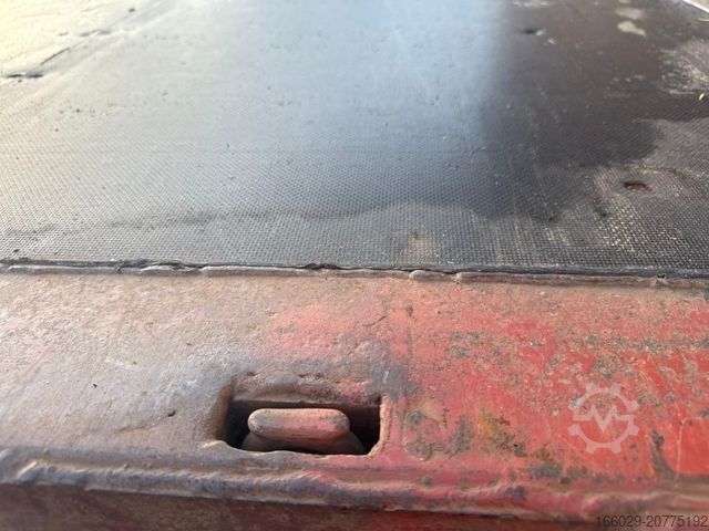 Auflieger mit Arbeitsbühne Koester 1-Achs Plattform Auflieger