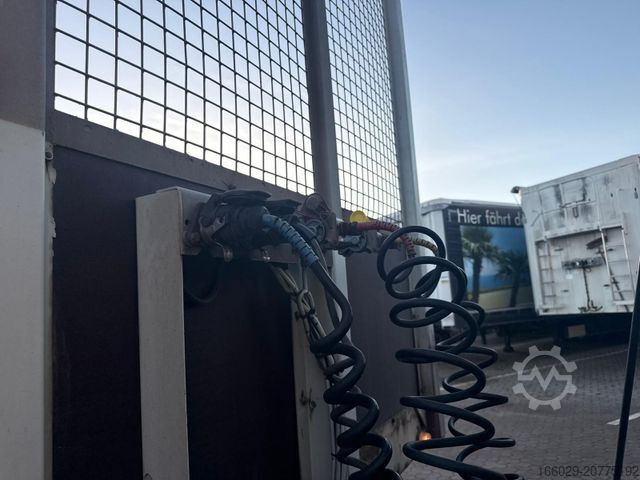 Auflieger mit Arbeitsbühne Koester 1-Achs Plattform Auflieger