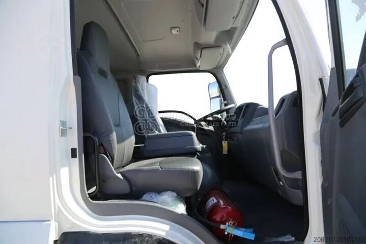 Chassis cab Isuzu FRR