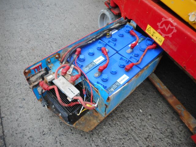 Scherenarbeitsbühne Genie GS1932 ( 7,8m ) BATTERIE NEU