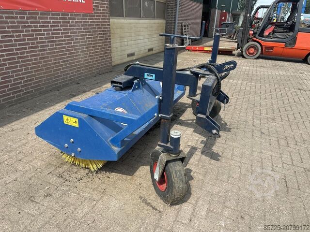 Brush  Bezem - Gebruikt