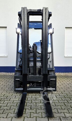 E-Stapler - less hours - Container fähig LINDE E 25-01